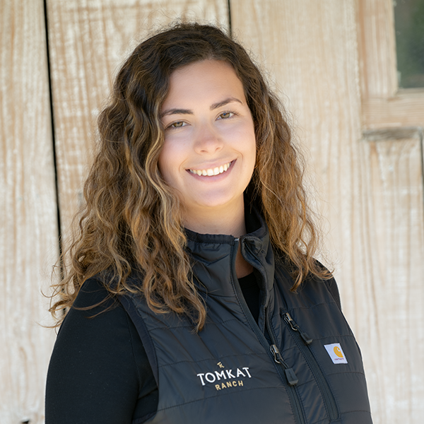 Bella Newcomb, TomKat Ranch